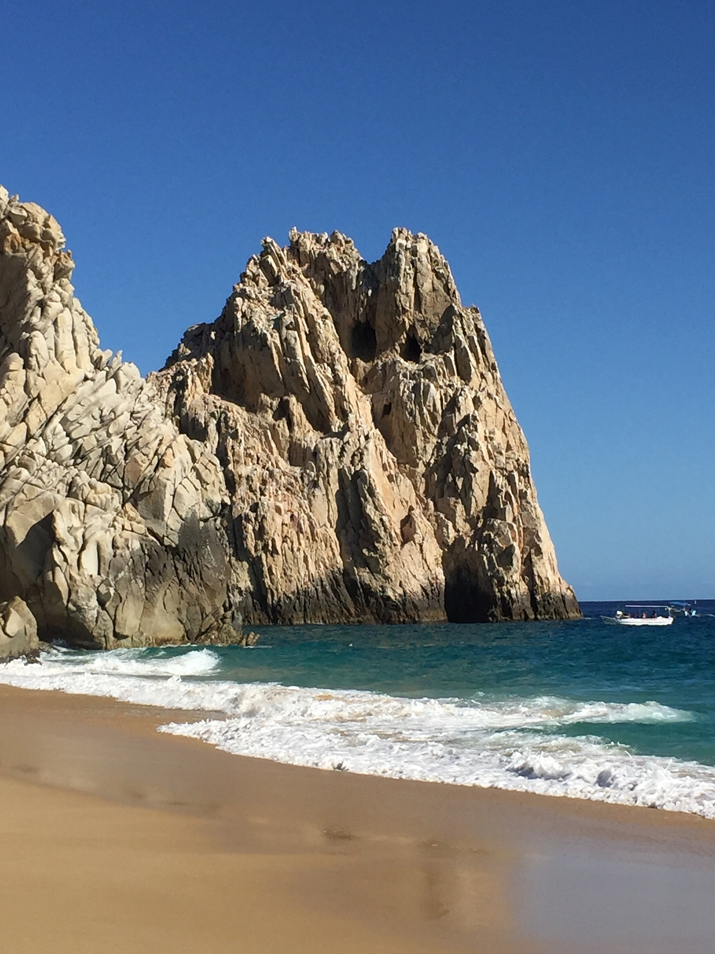 Exploring Cabo Mexico: Off-Resort Activities for All-Inclusive Vacationers